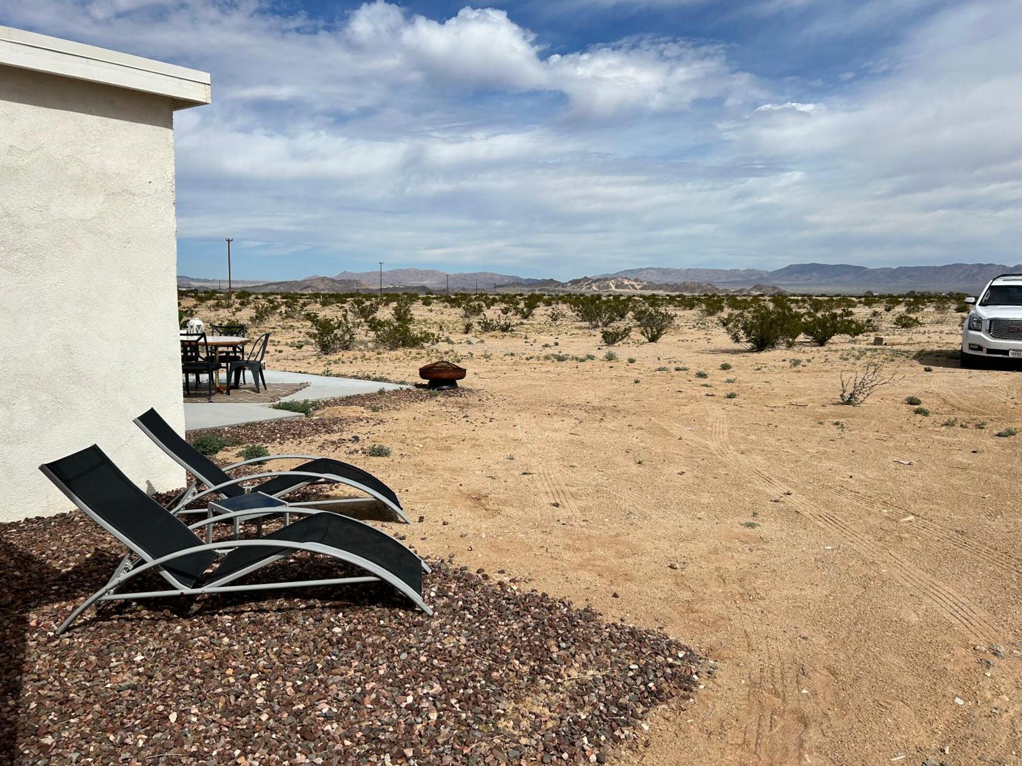 Serene Modern Home Backdoor With Great Wifi, Games, Movies, Patio Seating And Bbq Easy Access To North Joshua Tree National Park In 10 Minutes Twentynine Palms Exteriér fotografie