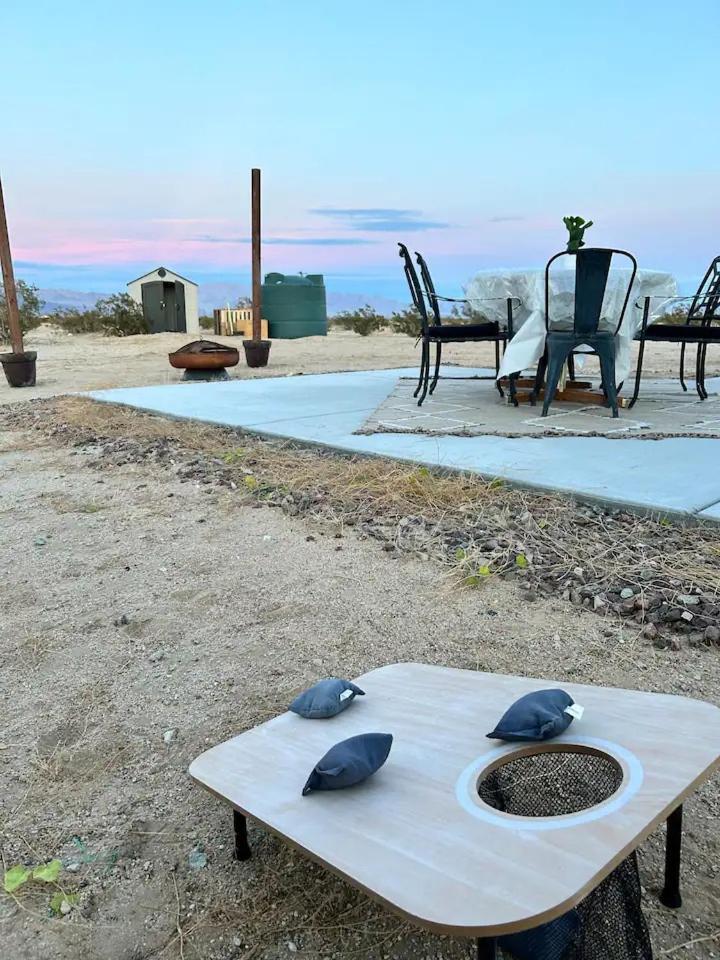 Serene Modern Home Backdoor With Great Wifi, Games, Movies, Patio Seating And Bbq Easy Access To North Joshua Tree National Park In 10 Minutes Twentynine Palms Exteriér fotografie