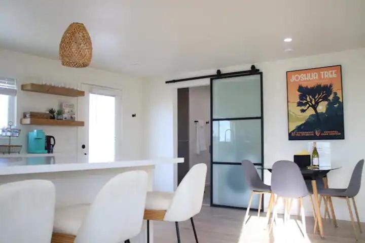 Serene Modern Home Backdoor With Great Wifi, Games, Movies, Patio Seating And Bbq Easy Access To North Joshua Tree National Park In 10 Minutes Twentynine Palms Exteriér fotografie